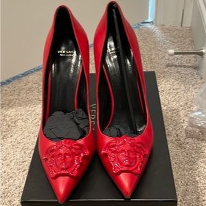 Gently worn Authentic Versace Unique Heels